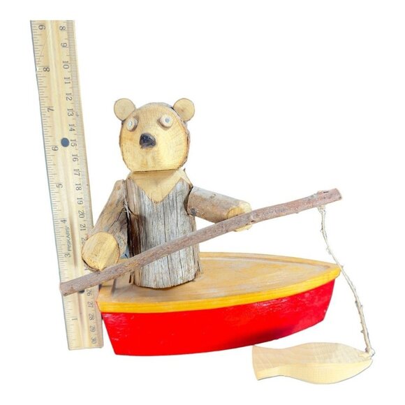 Folk Art Hand Made Wooden Bear Fishing Figurine With Attached Fish On A Boat VTG - Picture 2 of 13